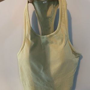 Lululemon ebb to street crop